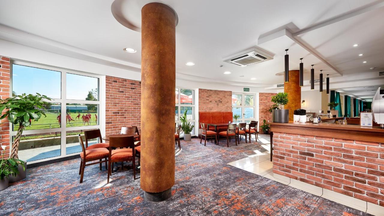 Hotel Anton By Dns Pruszków Eksteriør billede