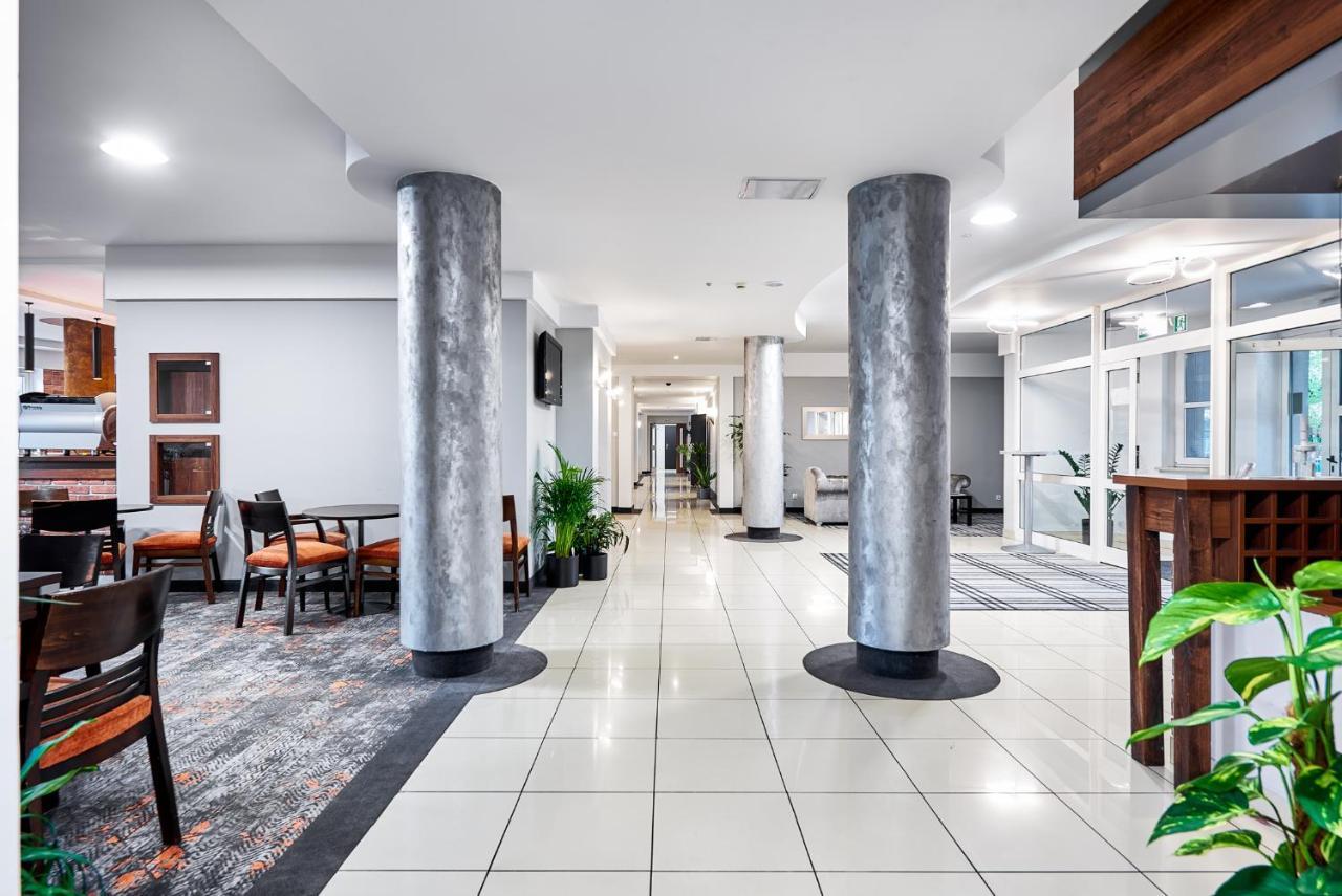 Hotel Anton By Dns Pruszków Eksteriør billede